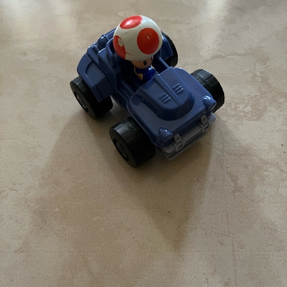 Princess and Toad Racer Toy Car Set - Picture 5 of 11